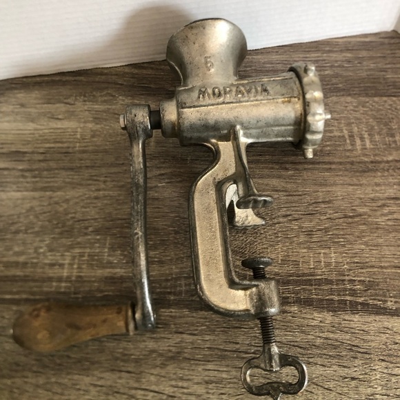 Vtg Moravia Metal Hand Crank Meat Grinder - Picture 1 of 11